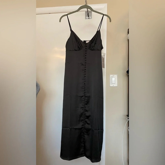 NWT Chelsea 28 Black Button-Up Satin Slipdress Size Small - Picture 4 of 12